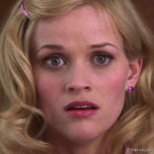 Em algumas cenas o blush rosa aparecia bastante carregado no rosto, mas a pele clarinha de Reese Witherspoon mantinha a naturalidade